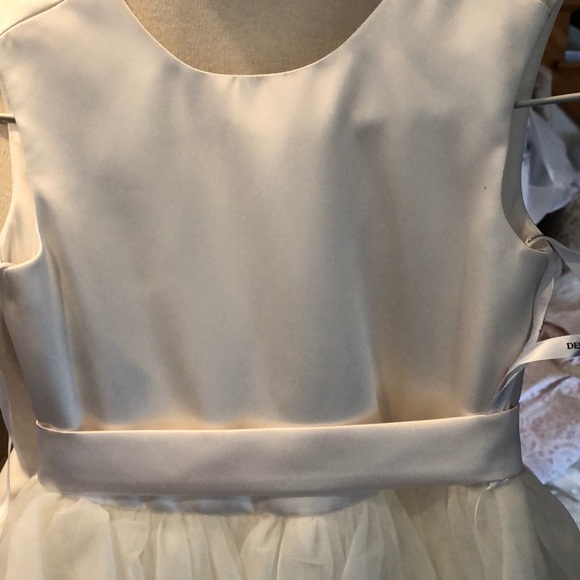 Flower girl dress - Picture 2 of 4